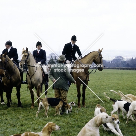 group at meet of heythrop hunt, 1981
