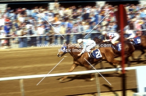 racing at keeneland, usa