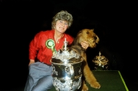 Picture of mary swash winning reserve bis crufts1996 with ch. jokyl this Is my song (Nan)